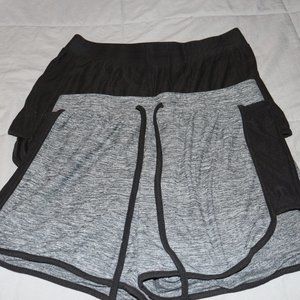 2 Pairs No Boundaries Shorts Size Medium